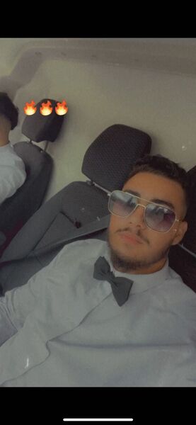  Algiers,   Kamel, 20 ,   ,   