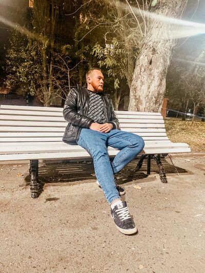 ,   Anton, 31 ,   ,   , c , 