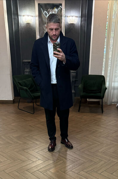  ,   Dmitrii, 35 ,   c 
