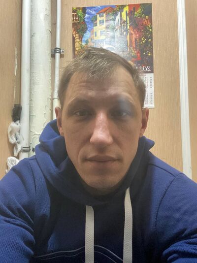  ,   Nik, 21 ,   ,   
