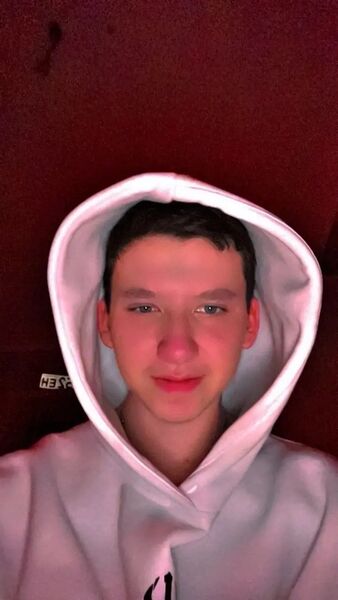  ,   Ruslan, 20 ,   ,   