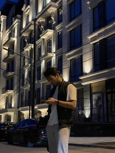  ,   Lee, 26 ,   ,   