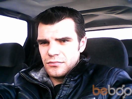  ,   Lee, 39 ,   