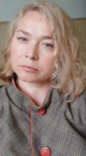  ,   Ramilya, 54 ,   c 