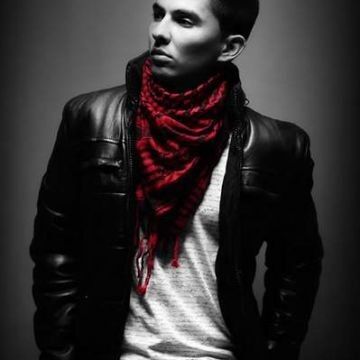  -,   Timur, 32 ,   