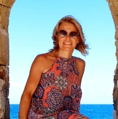  ,   Natalia, 53 ,   c 