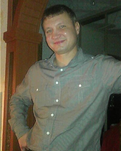  ,   Luks, 46 ,  