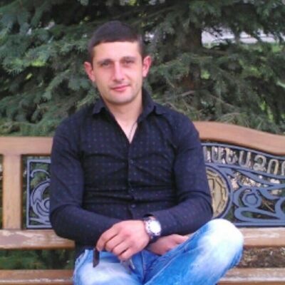  ,   David, 39 ,   ,   , c 