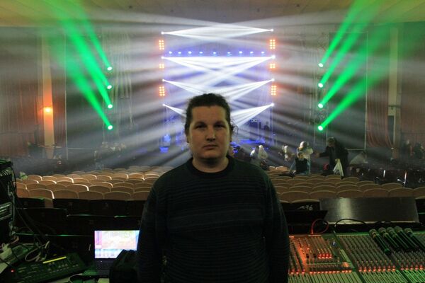  ,   Bogdan_light, 37 ,   ,   , c 