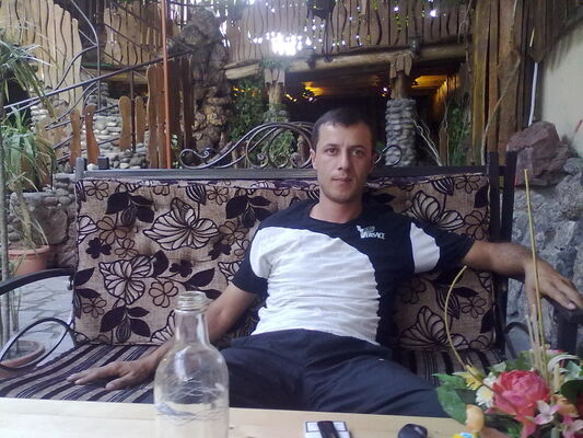  ,   Hovo, 45 ,  