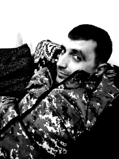  ,   Vahe, 38 ,   ,   