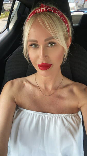  ,   Alexa, 41 ,   ,   