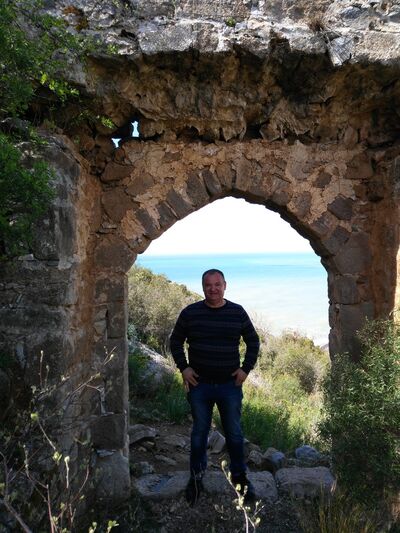  ,   Yuriy, 60 ,     , c 