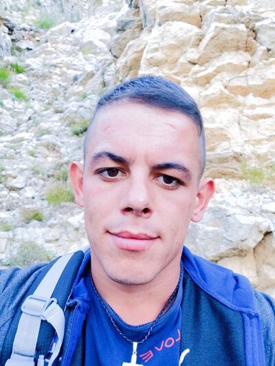  ,   Adrian, 28 ,   ,   