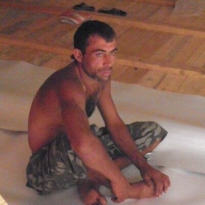  ,   Denis, 43 ,   ,   , c 