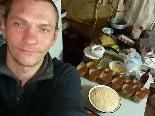  ,   Alex, 40 ,   ,   , c 