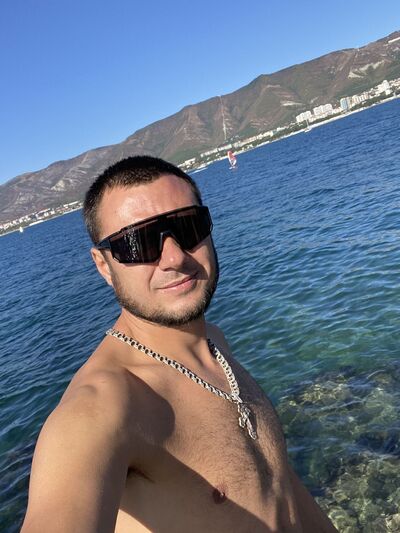  ,   Urbass, 27 ,   ,   , c , 