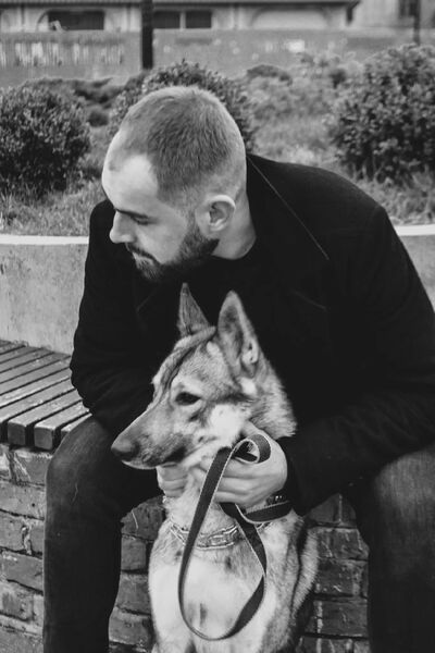  ,   Valentin, 30 ,   ,   
