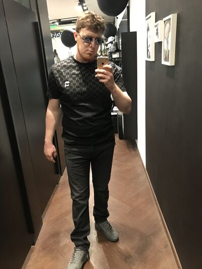  --,   , 28 ,   ,   