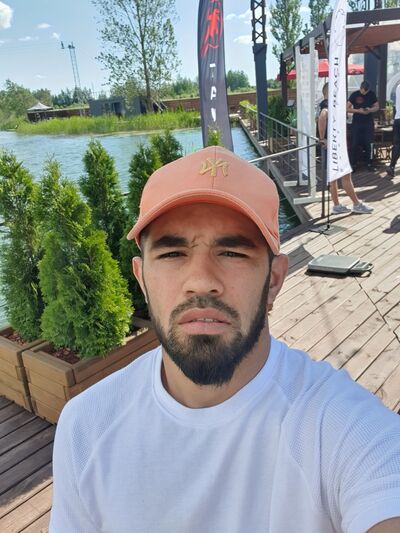  ,   Mark, 29 ,   ,   