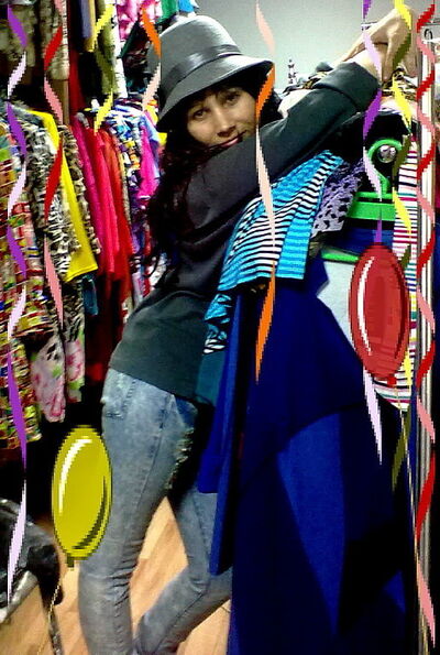  ,   Viktoria, 39 ,   ,   , c 