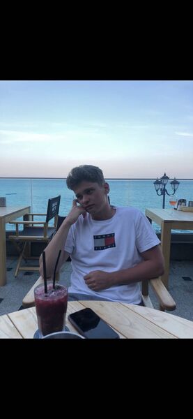  ,   Artem, 23 ,   ,   