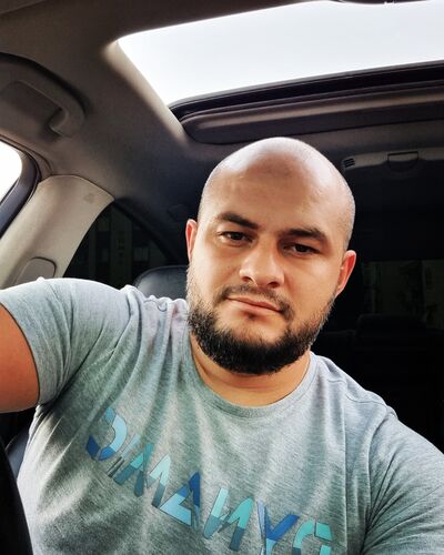  ,   Ruslan, 35 ,   ,   , c , 