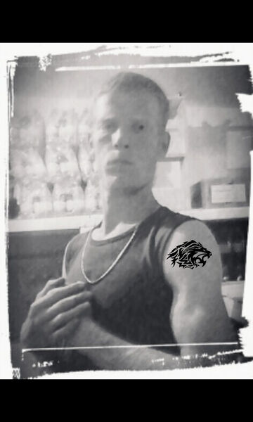  ,   Oleg, 27 ,   ,   , c 