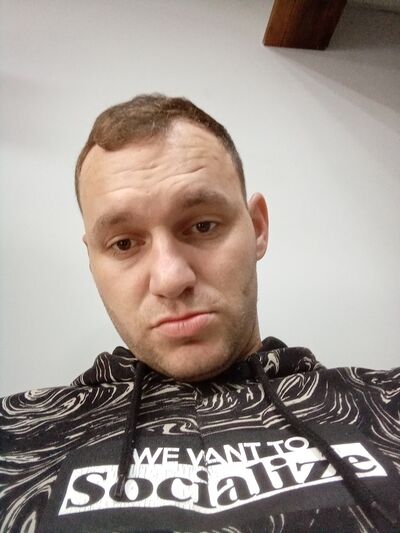  ,   Alex, 33 ,   ,   