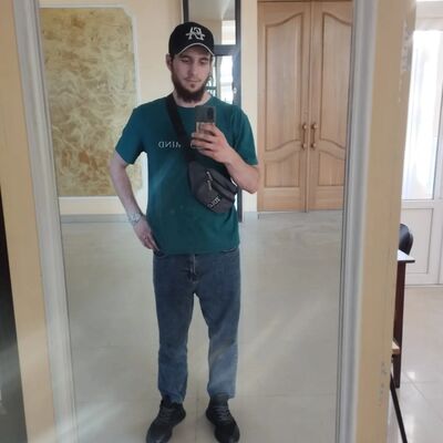  ,   Ali, 27 ,   ,   