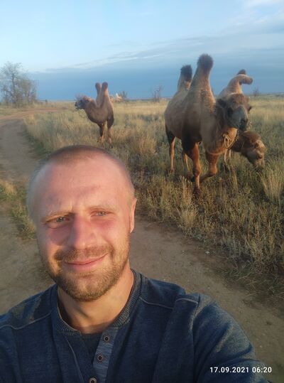  ,   Kiril Dor, 32 ,   ,   , c , 