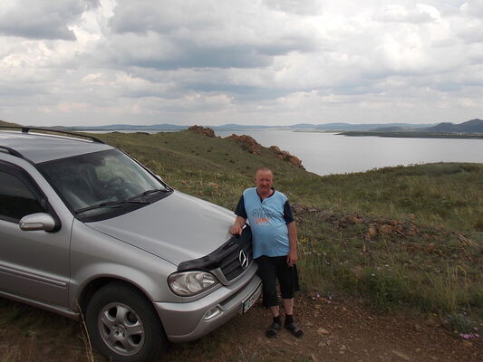  ,   Oleg, 59 ,  