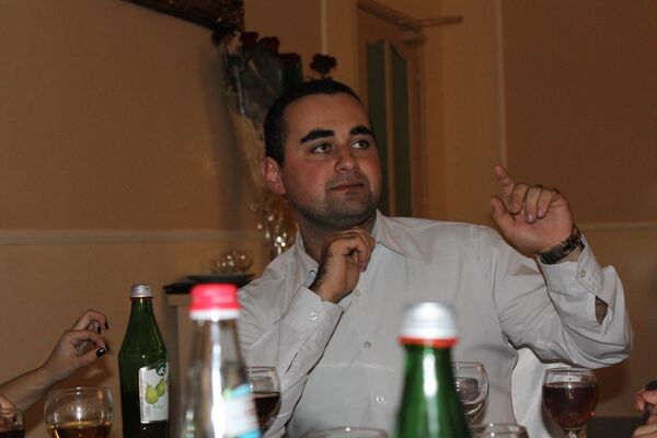  ,   Ako, 34 ,   