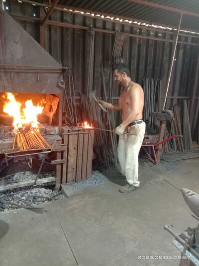 ,   Nurik, 40 ,   ,   