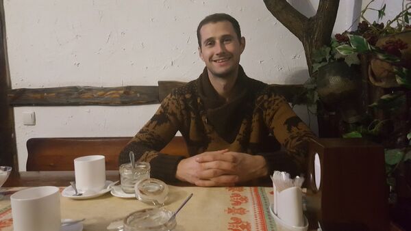  ,   Greg, 35 ,   ,   , c , 