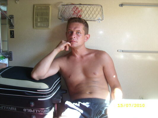  Eslov,   , 47 ,   