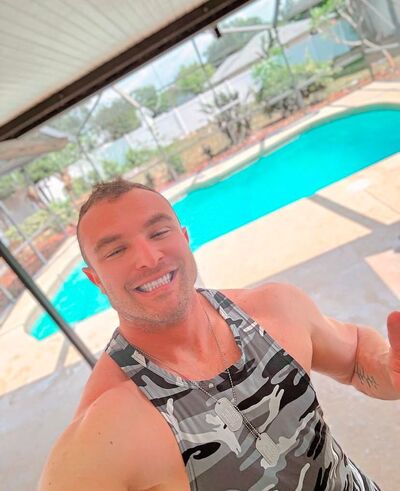  ,   Donald, 44 ,   ,   