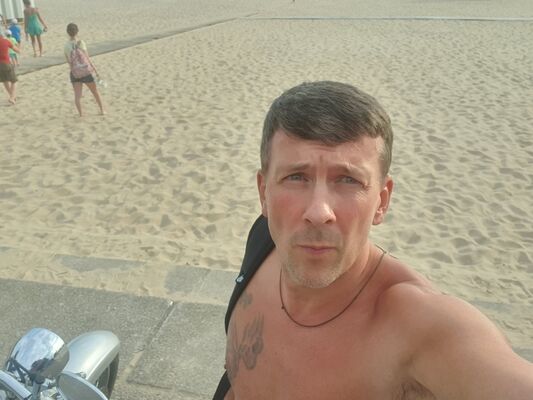  ,   ALEKSSNDR, 42 ,   ,   