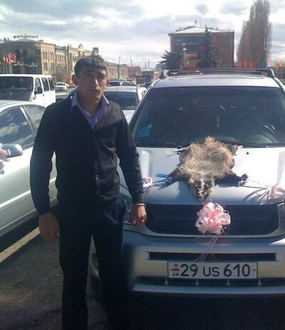  ,   Karush, 33 ,   