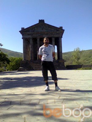  ,   Serge, 40 ,  