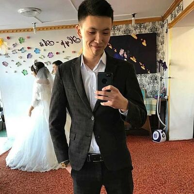  ,   Mario, 29 ,   