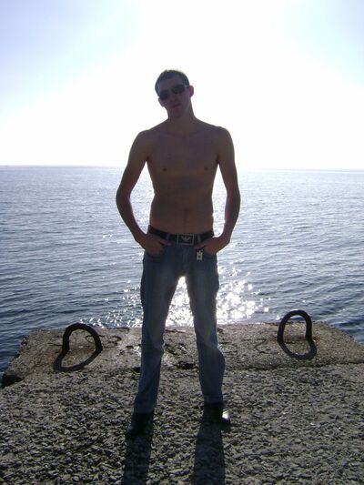  ,   Dartanyan, 39 ,   