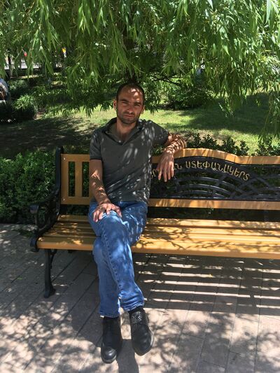  ,   Hayk, 36 ,   ,   