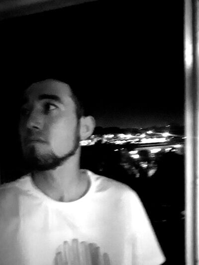  ,   Amir, 31 ,     , c 