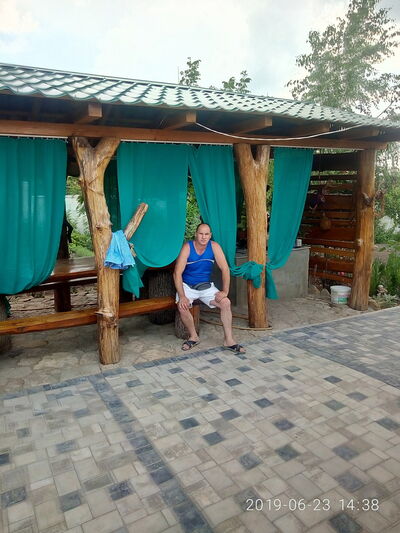  ,   Alex, 44 ,   