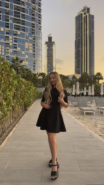  ,   Viktoriia, 36 ,   ,   