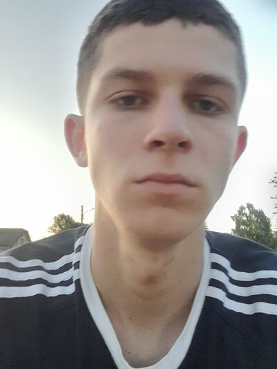  ,   Andriy, 19 ,   ,   