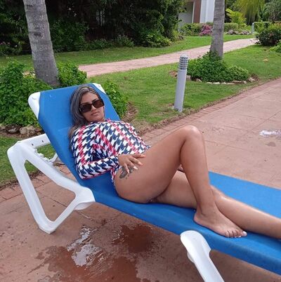  ,   Anita, 25 ,   ,   