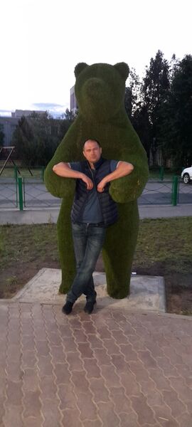  ,   Sergei, 40 ,   ,   