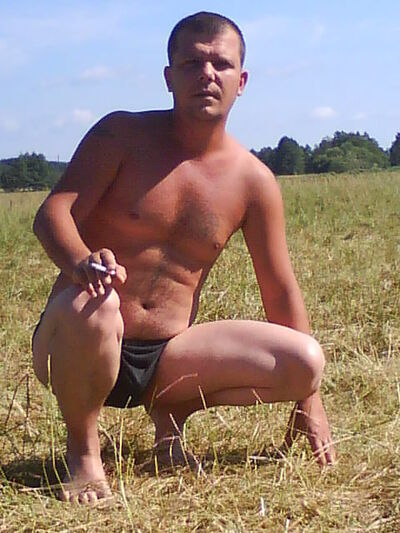  -,   Mihail, 44 ,   